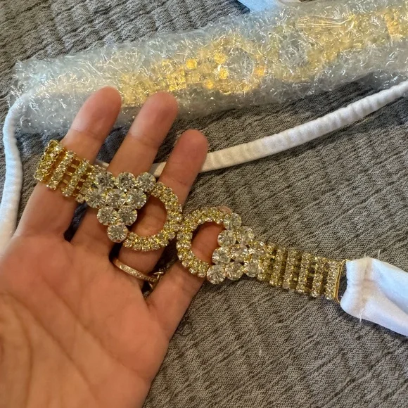 Regina’s Desire Gina Wrap Top - Picture 4 of 4